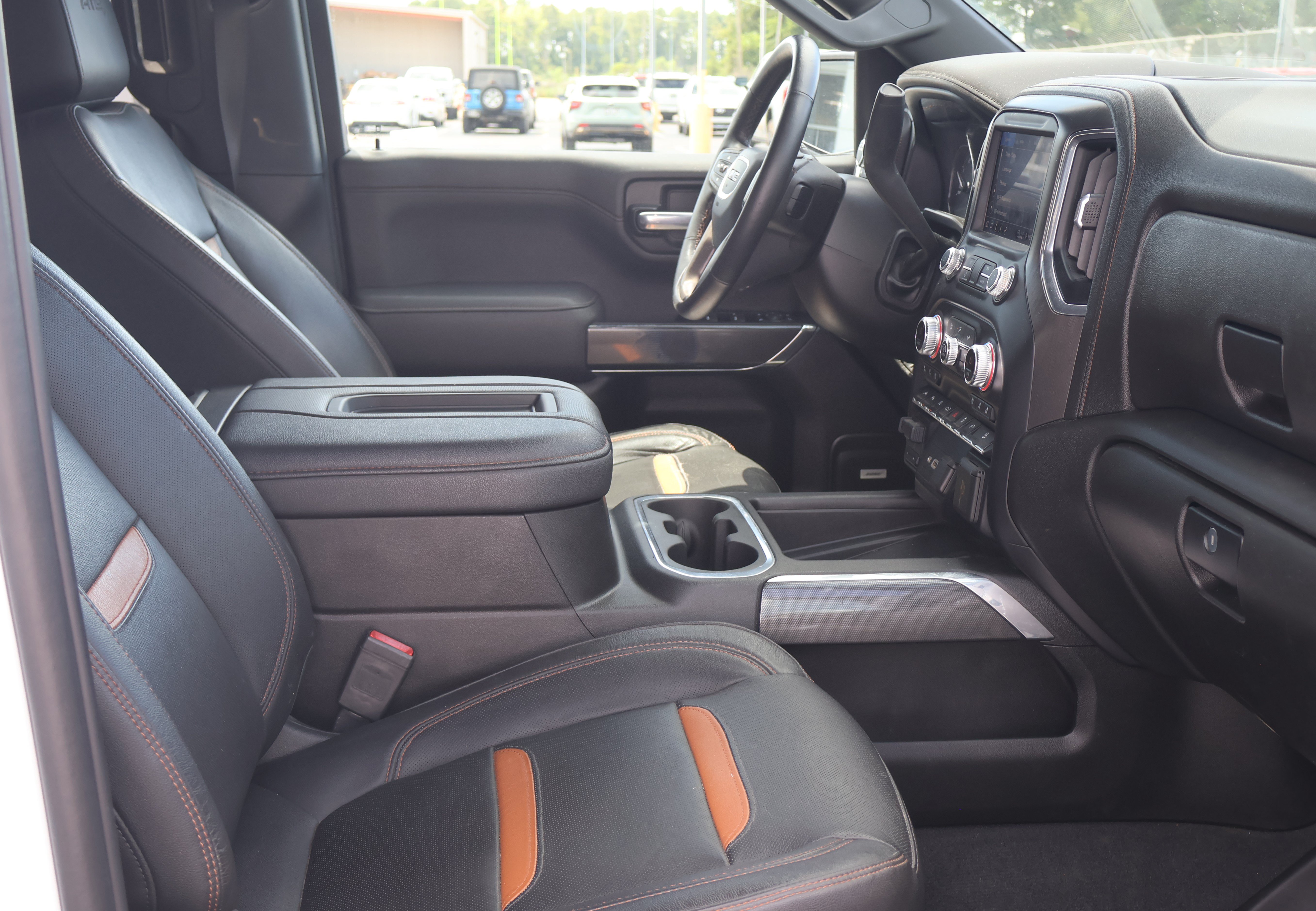 Used 2021 GMC Sierra 1500 AT4 w/ AT4 Value Package AWD/4WD image 11