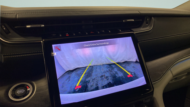 Used 2023 Jeep Grand Cherokee L Overland w/ Luxury Tech Group IV AWD/4WD image 19