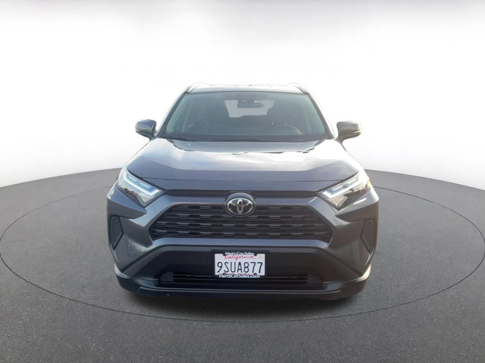 Used 2025 Toyota RAV4 XLE w/ Convenience Package image 4