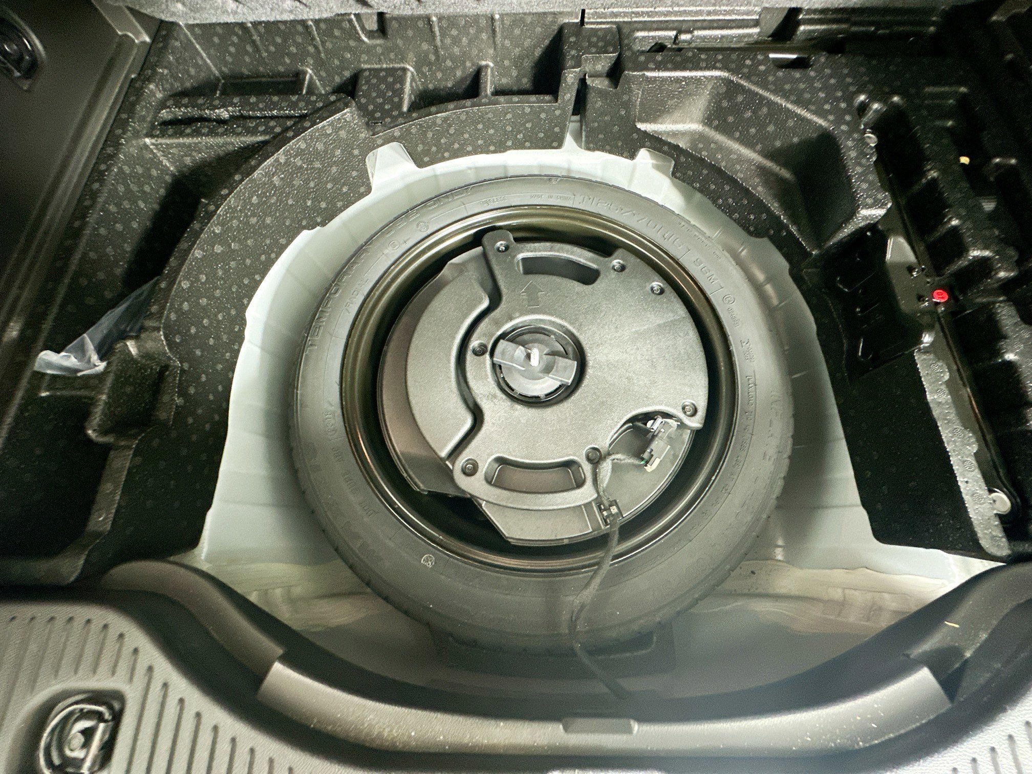 Used 2019 Buick Encore Preferred FWD image 35