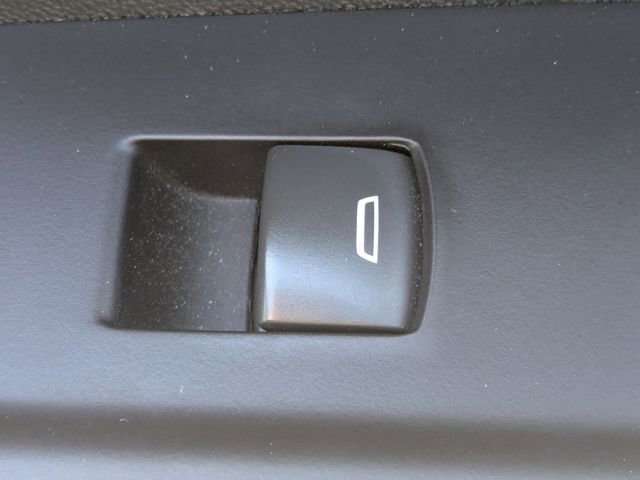 Used 2022 Chevrolet Silverado 1500 RST image 32