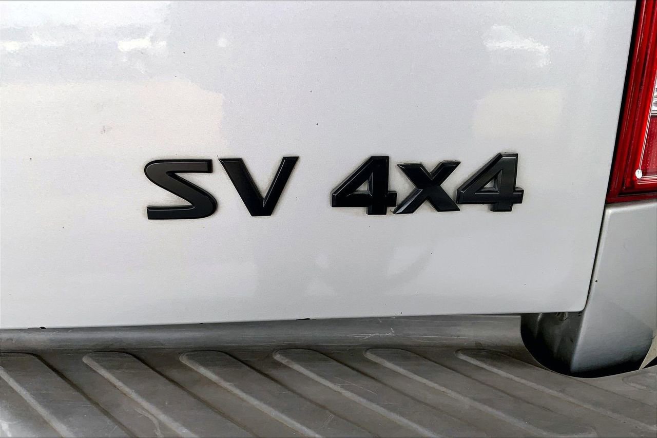 Used 2013 Nissan Frontier SV AWD/4WD image 7