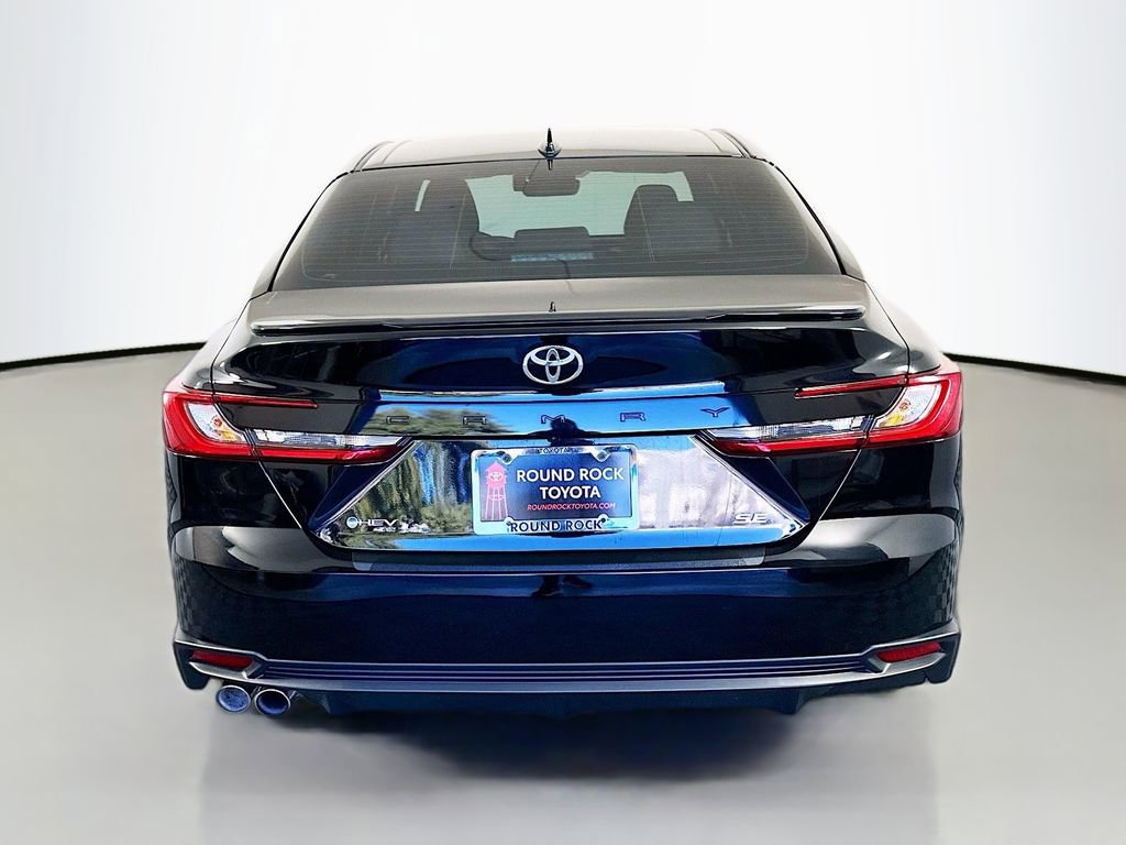 Certified 2025 Toyota Camry SE image 6