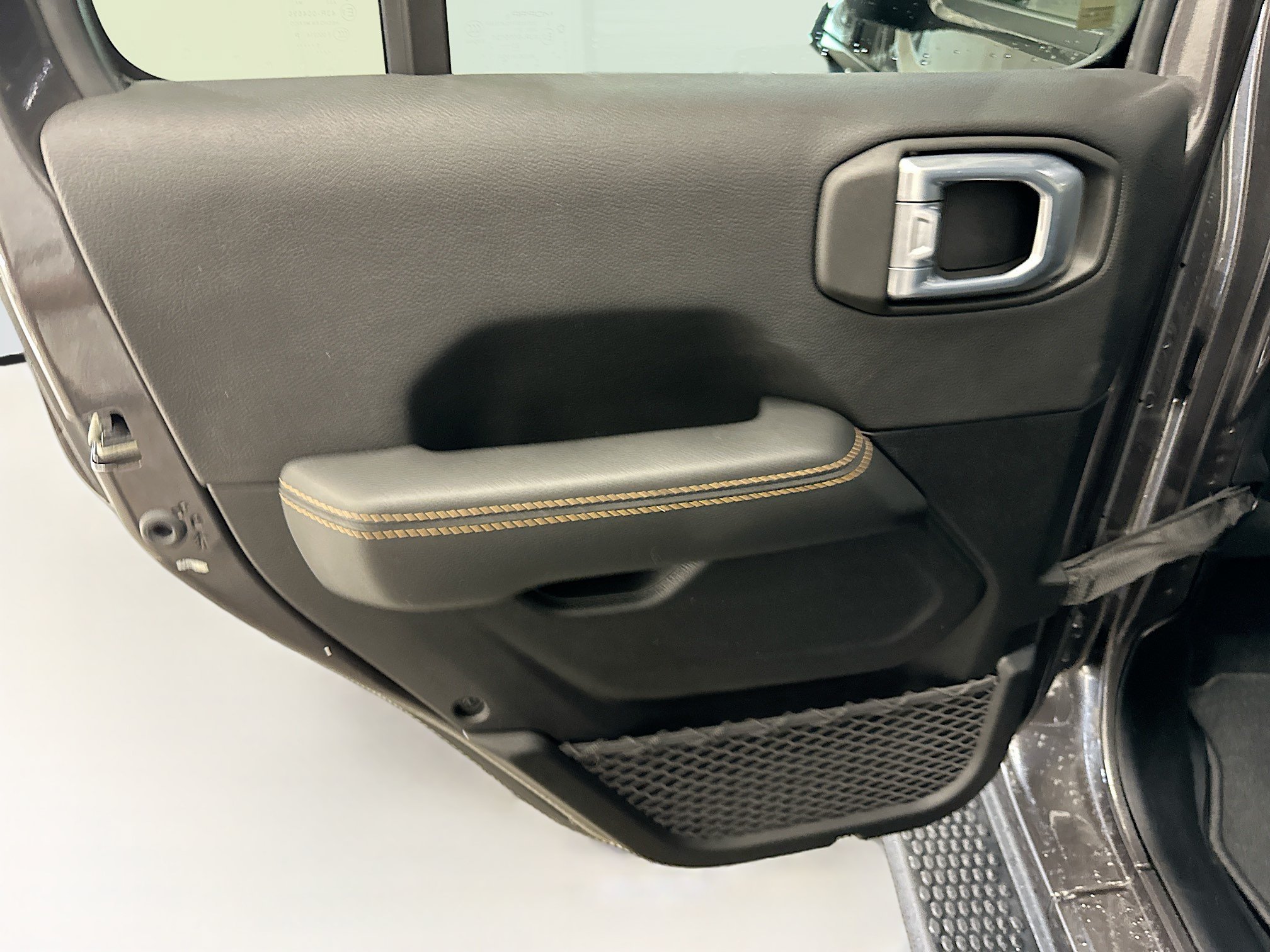 Used 2021 Jeep Wrangler Unlimited Sahara AWD/4WD image 27