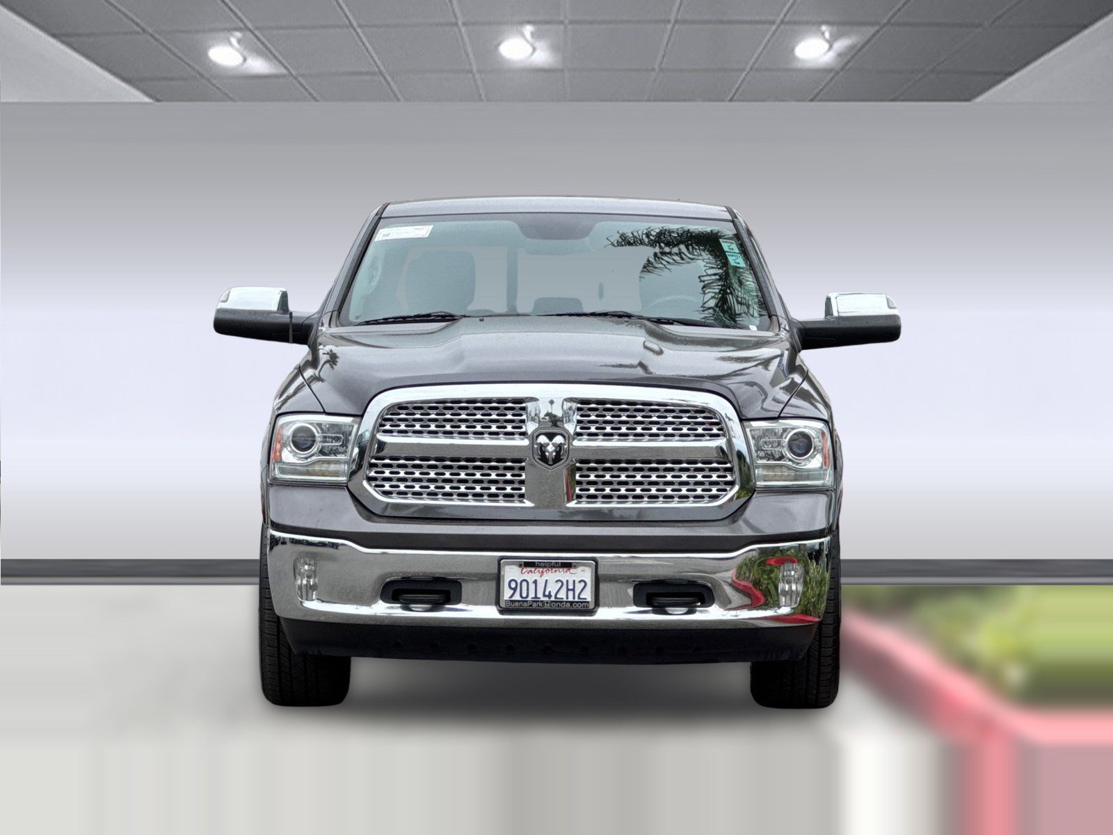 Used 2017 RAM 1500 Laramie RWD image 5