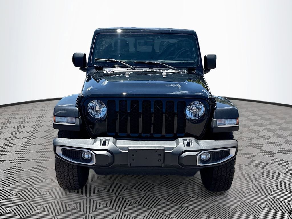 Used 2022 Jeep Gladiator Sport AWD/4WD image 2