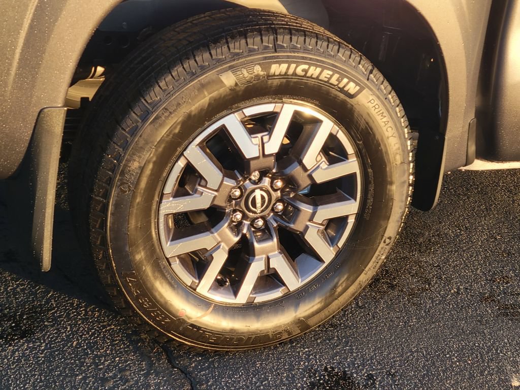 New 2026 Nissan Frontier SV w/ SV Convenience Package RWD image 3