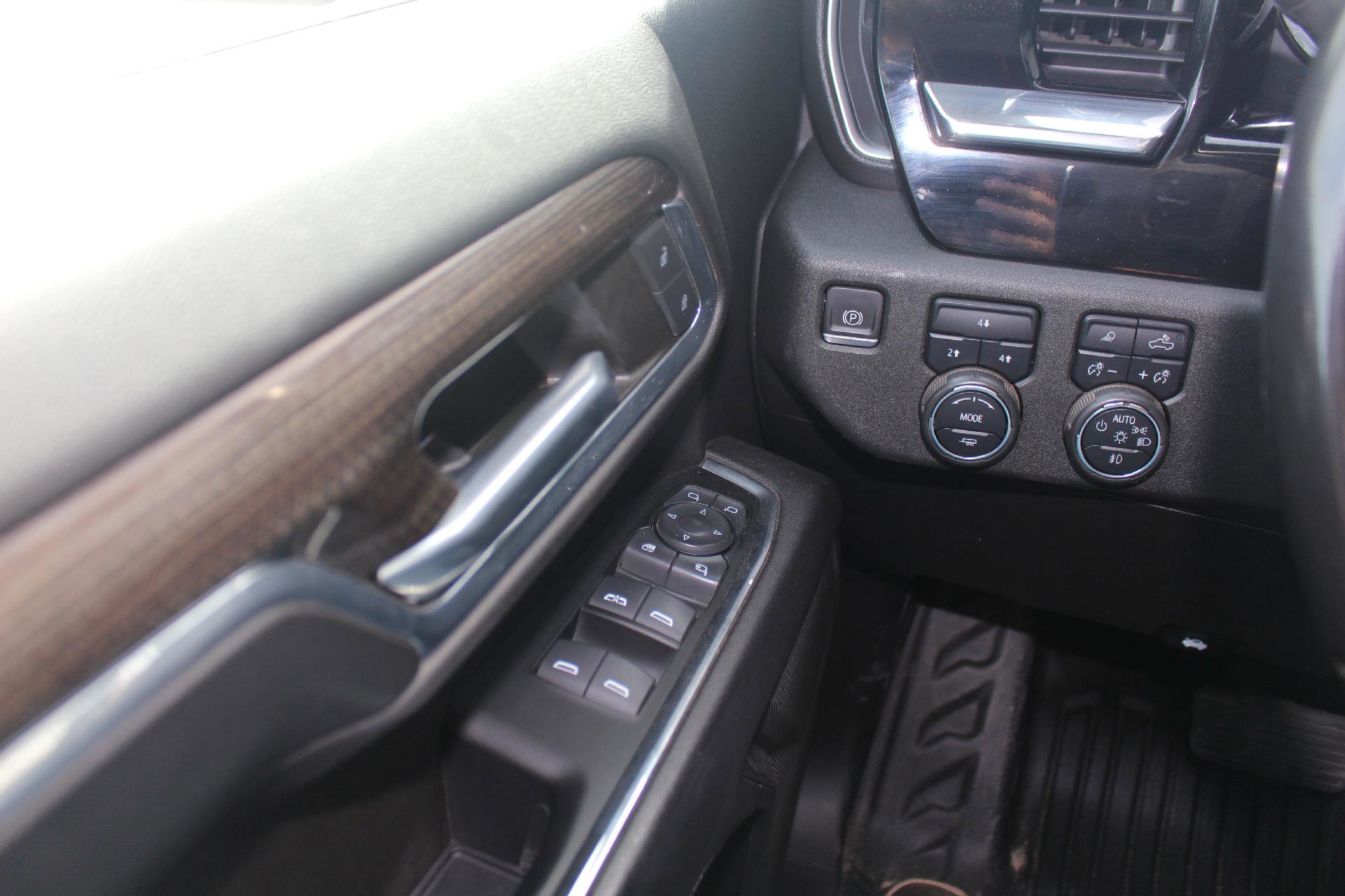Used 2024 Chevrolet Silverado 2500 LT w/ All Star Edition image 21