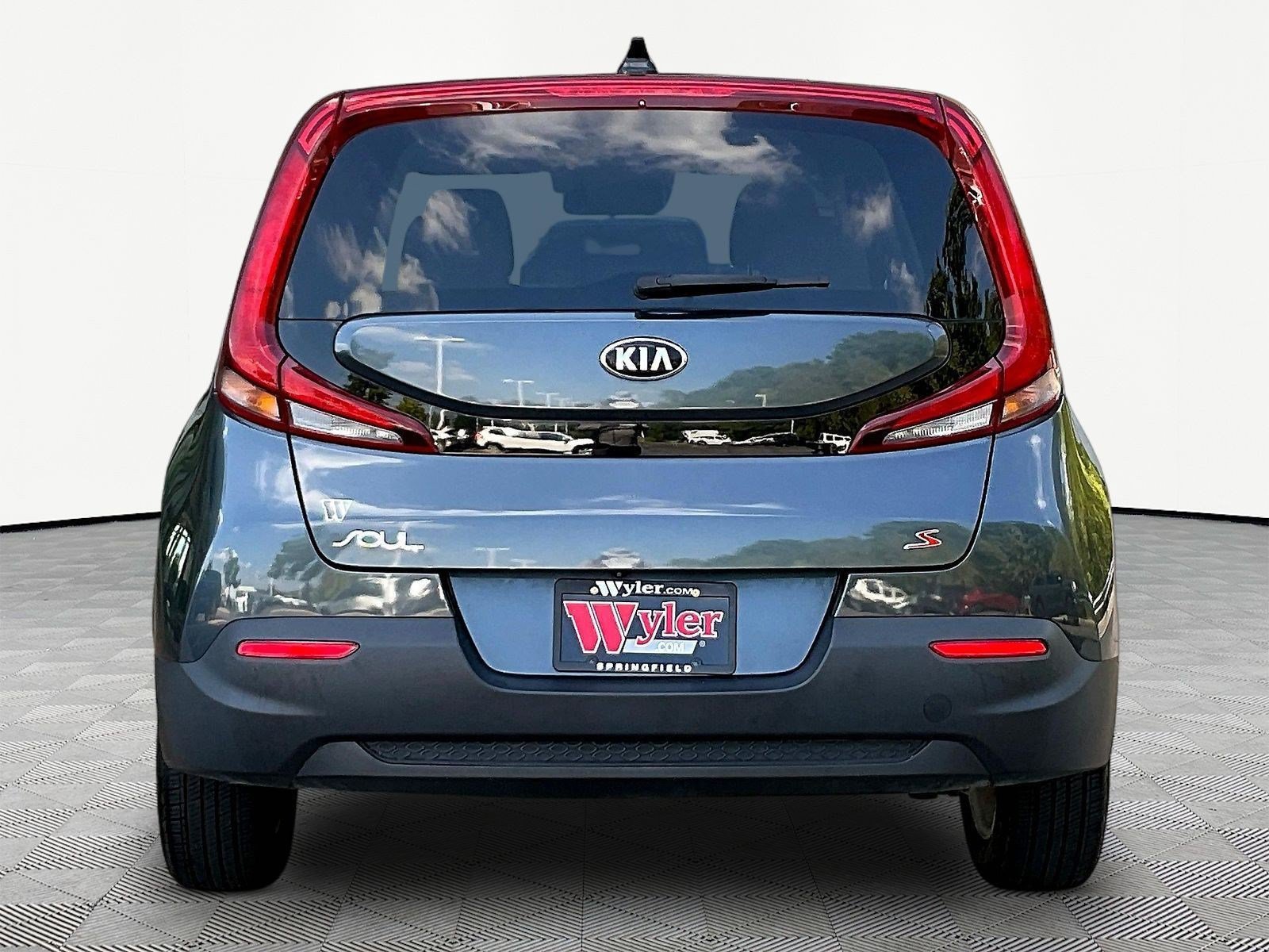 Used 2020 Kia Soul S FWD image 5