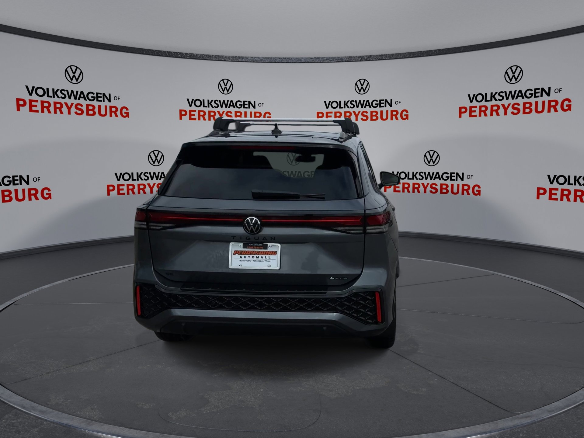 New 2026 Volkswagen Tiguan SE R-Line image 7