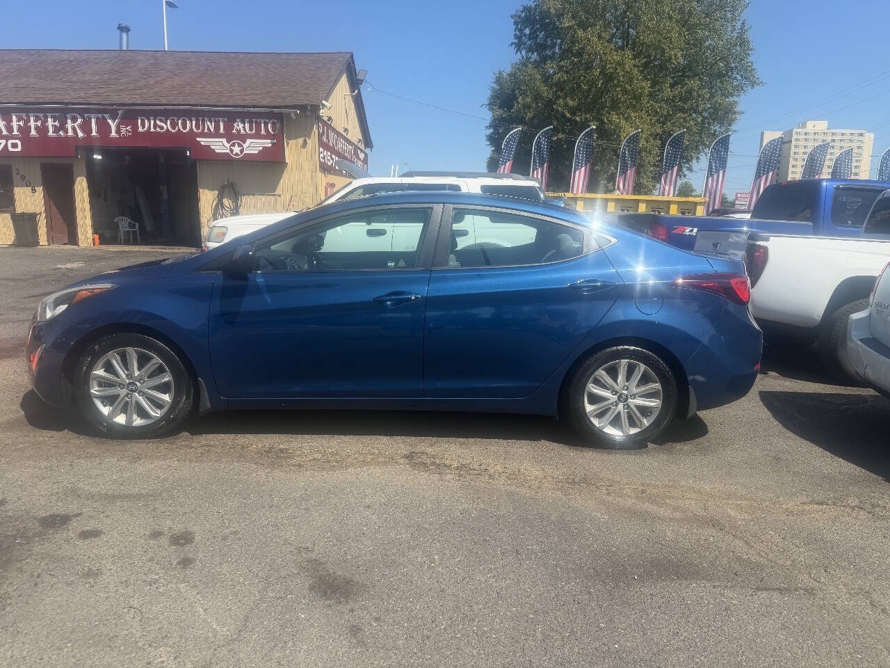 Used 2016 Hyundai Elantra SE w/ Option Group 02