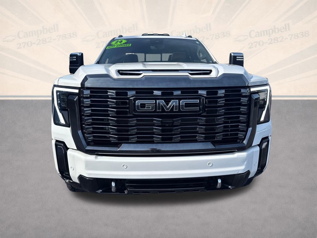 Used 2024 GMC Sierra 3500 Denali Ultimate image 9