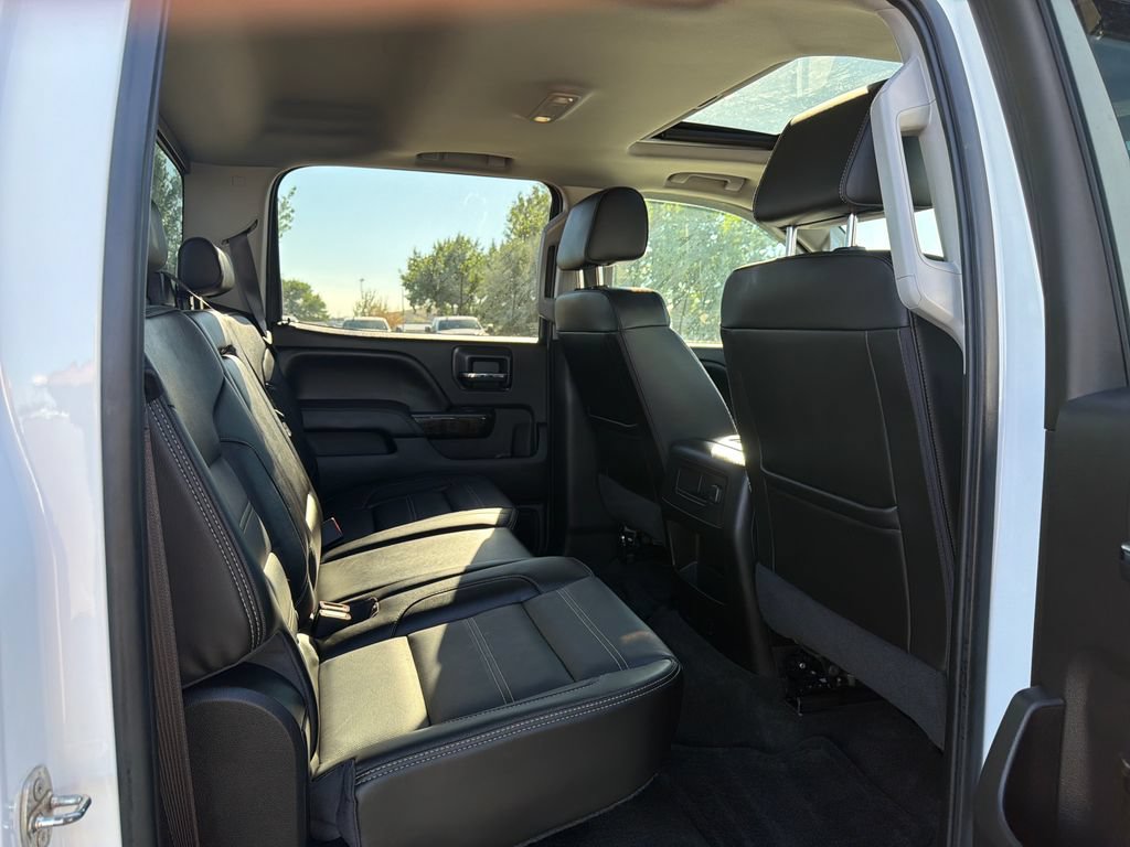 Used 2016 GMC Sierra 2500 Denali w/ Duramax Plus Package AWD/4WD image 23