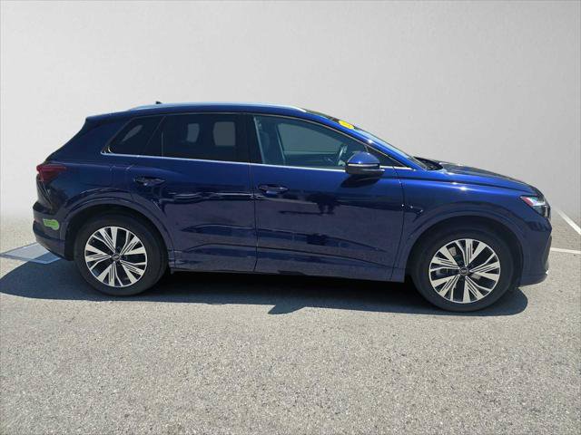 Used 2023 Audi Q4 e-tron Premium Plus w/ Premium Plus RWD image 2