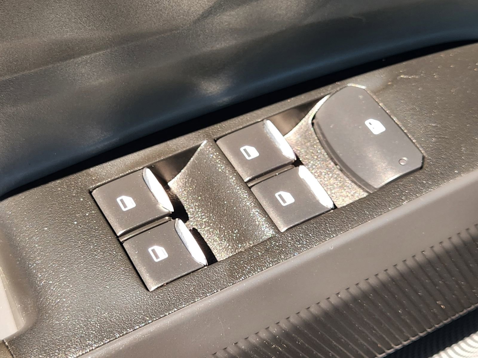 Used 2022 Ford Maverick XL FWD image 25