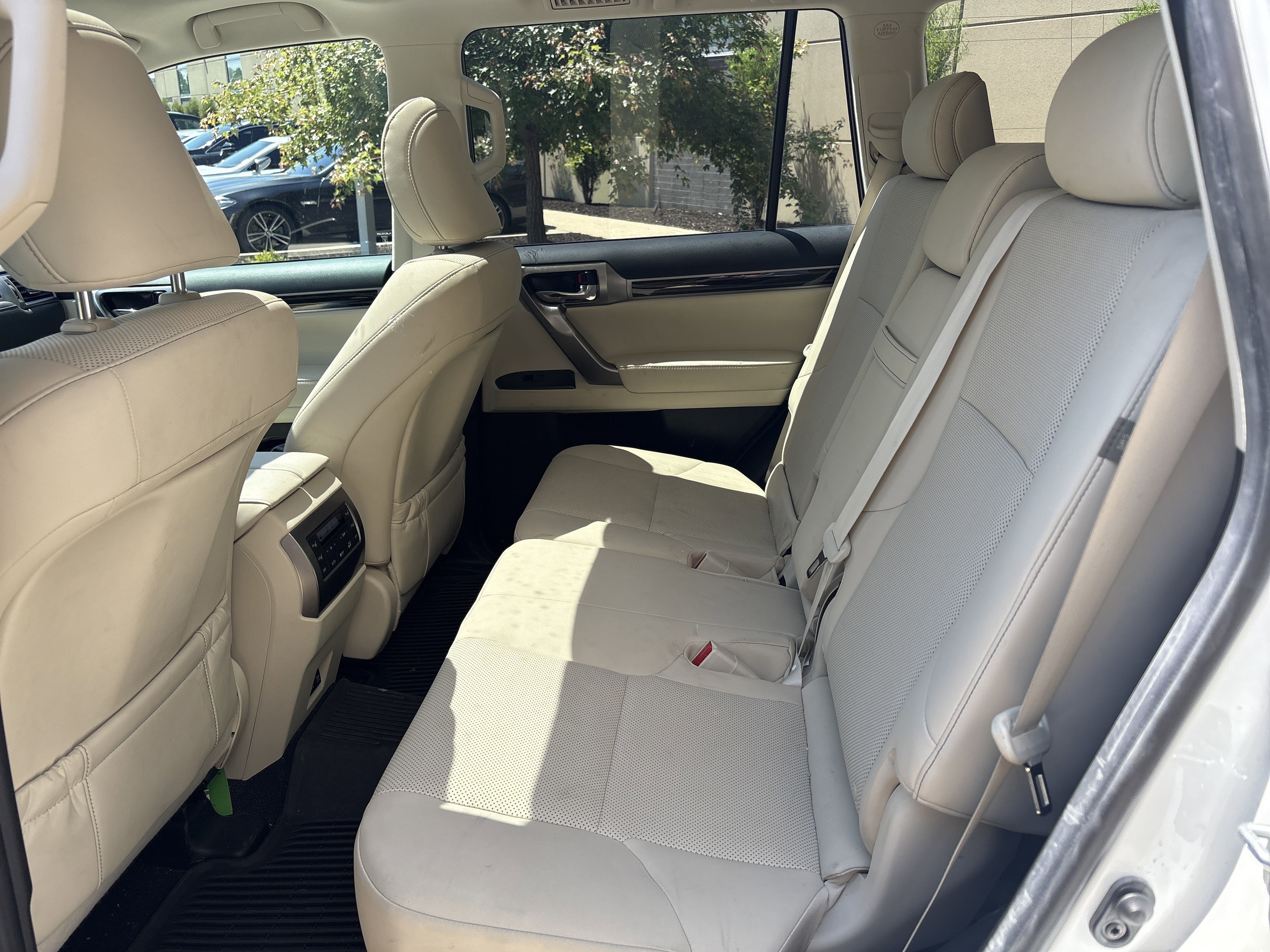 Used 2023 Lexus GX 460 Premium w/ Premium Package AWD/4WD image 22