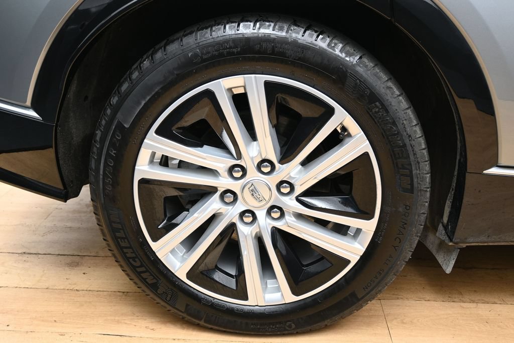 Used 2024 Cadillac Lyriq Tech RWD image 13