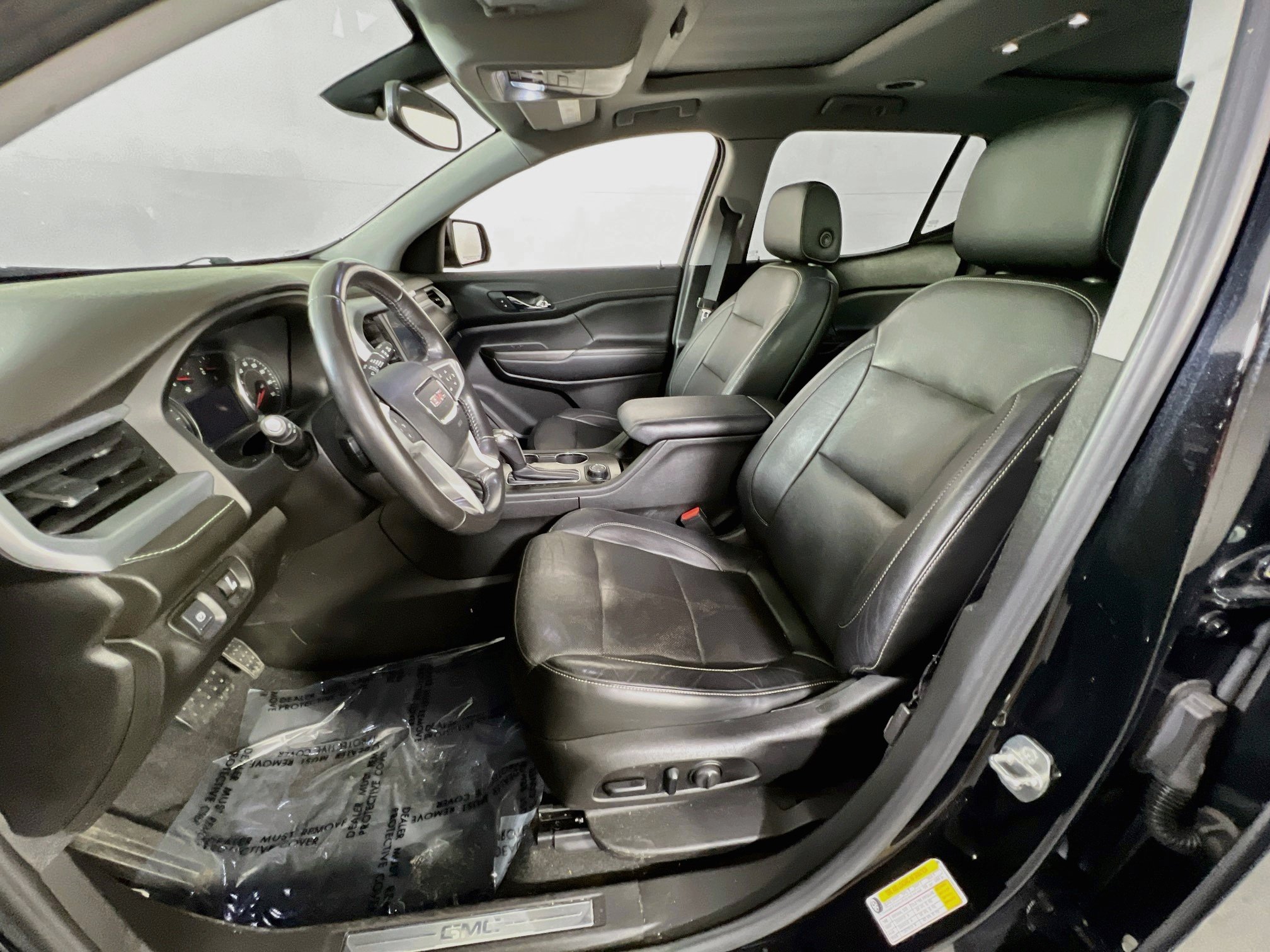 Used 2019 GMC Acadia SLT w/ LPO, Floor Liner Package AWD/4WD image 22