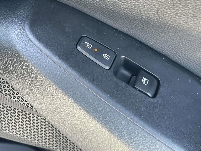 Used 2024 Kia Seltos EX AWD/4WD image 13