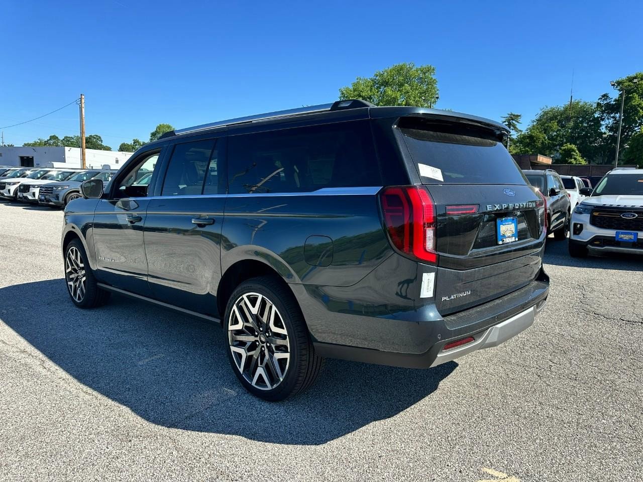 New 2026 Ford Expedition Max Platinum AWD/4WD image 3
