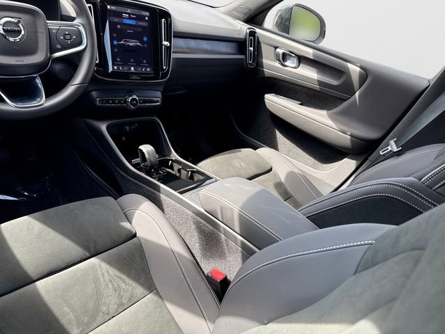 Certified 2023 Volvo XC40 Recharge Plus AWD/4WD image 26