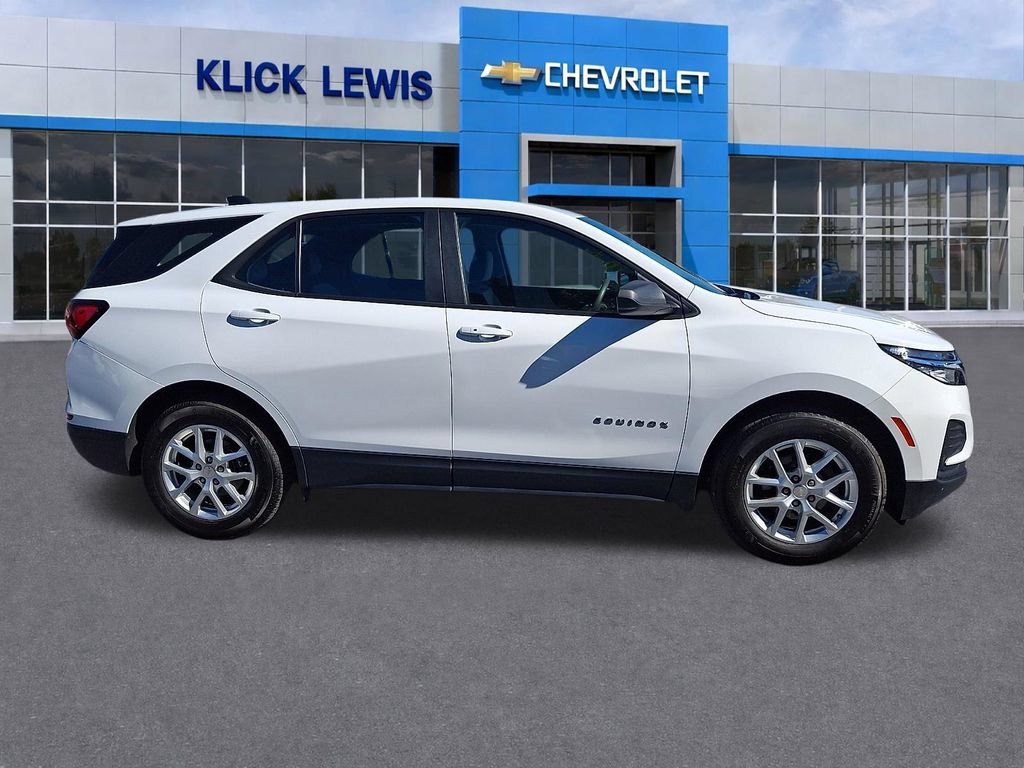 Used 2024 Chevrolet Equinox LS FWD image 8