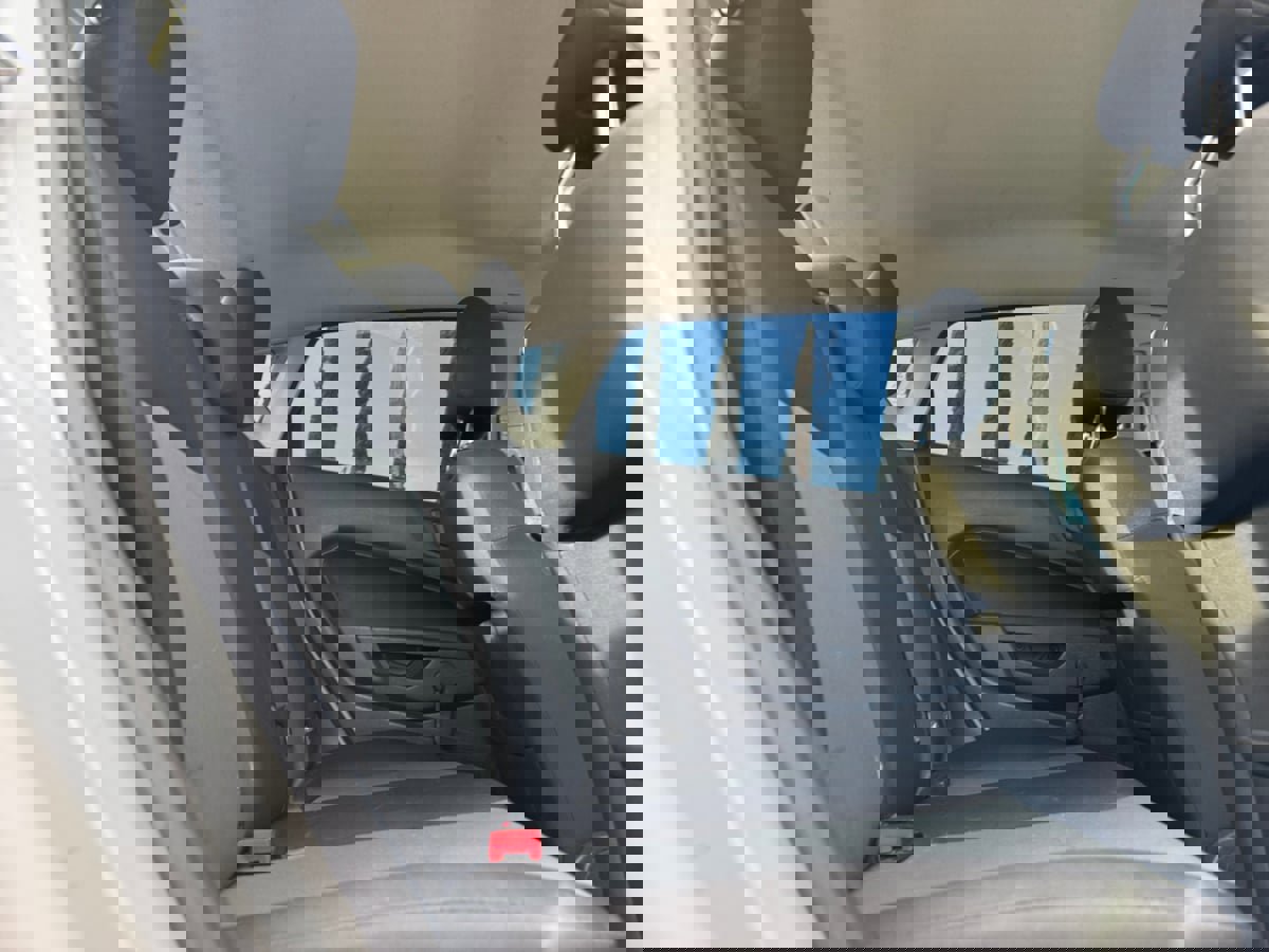 Used 2016 Ford Fiesta S image 18