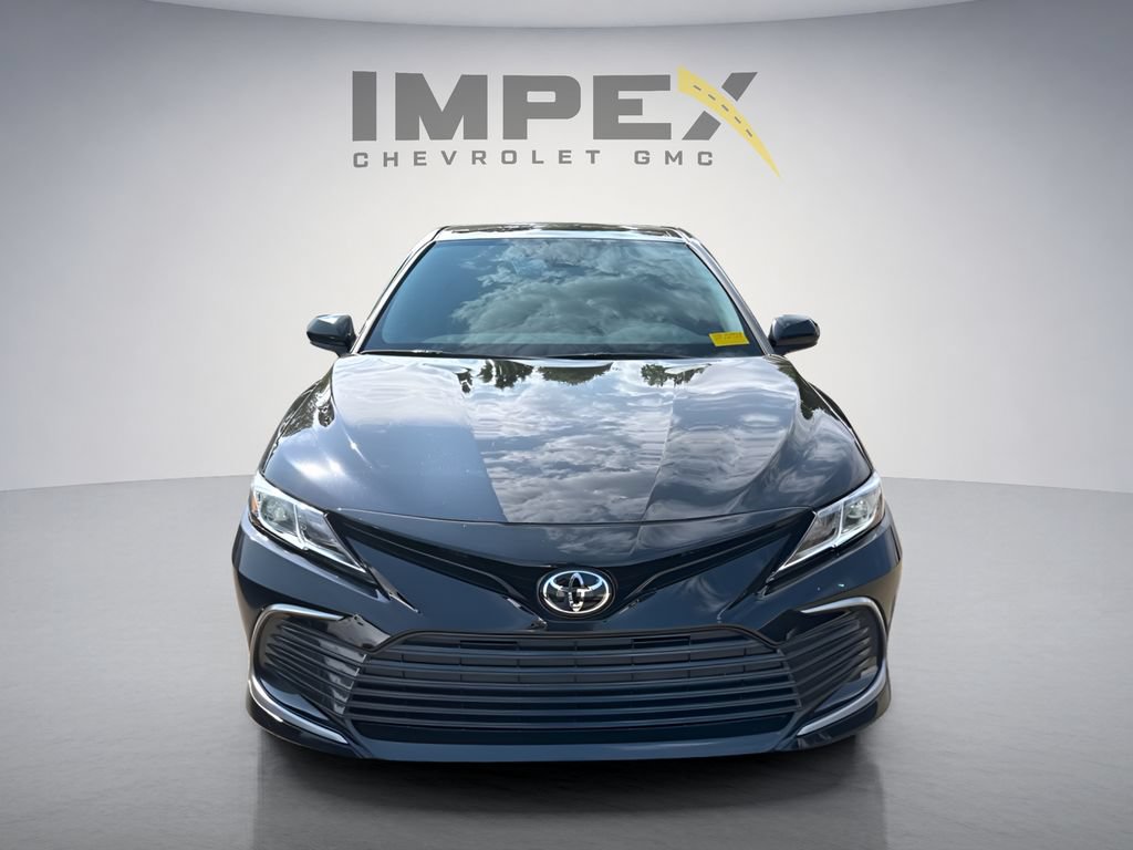 Used 2023 Toyota Camry LE FWD image 6