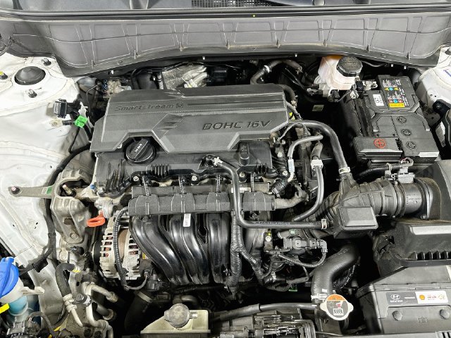 Certified 2024 Hyundai Kona SE AWD/4WD image 32