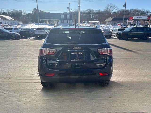 Used 2020 Jeep Compass Latitude w/ Cold Weather Group image 11