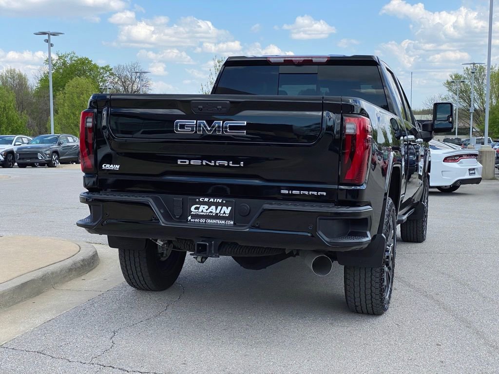 Used 2025 GMC Sierra 2500 Denali Ultimate AWD/4WD image 8