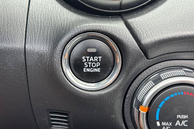 Used 2017 FIAT 124 Spider Classica RWD image 21