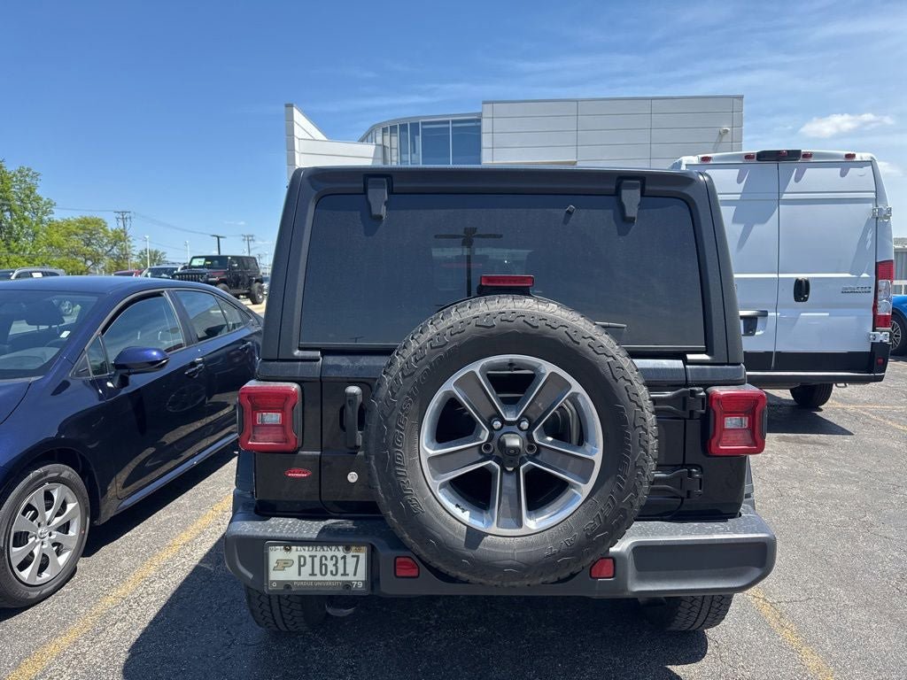 Used 2020 Jeep Wrangler Unlimited Sahara w/ Uconnect 4C Nav & Sound Group AWD/4WD image 12