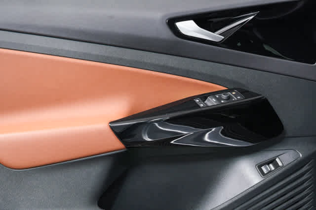 Used 2021 Volkswagen ID.4 Pro S image 9