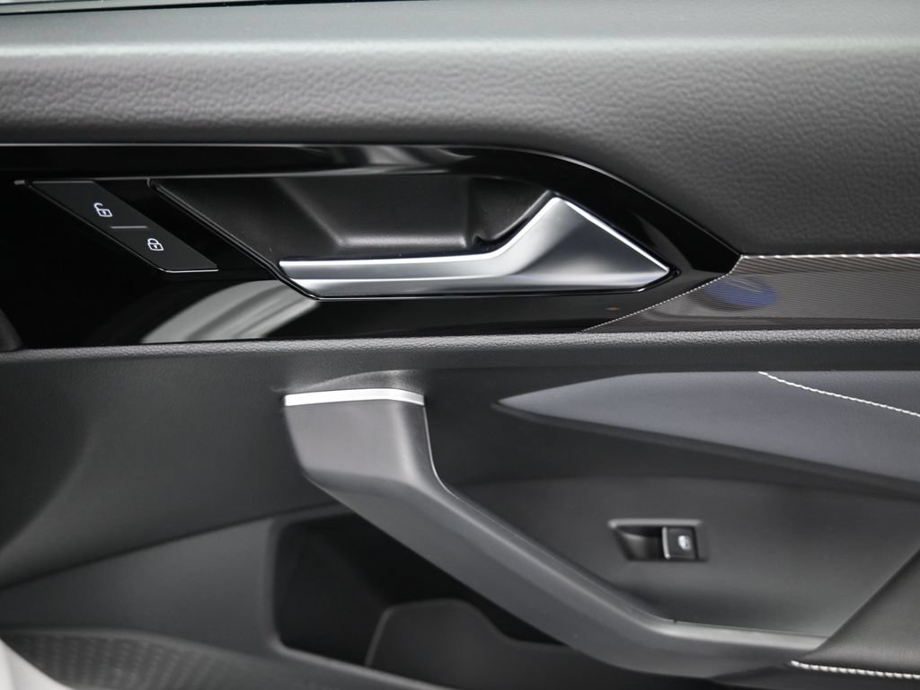 New 2026 Volkswagen Jetta SEL FWD image 31