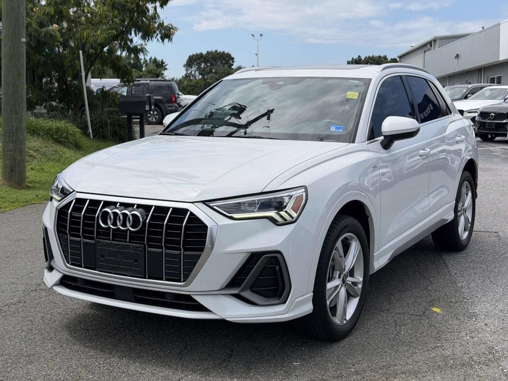 Used 2023 Audi Q3 2.0T Premium w/ 19" Wheel Package AWD/4WD image 22