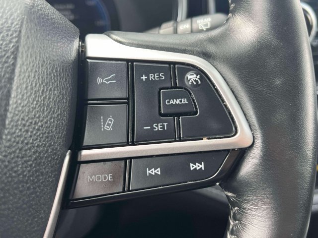 Used 2024 Toyota Highlander Platinum AWD/4WD image 26
