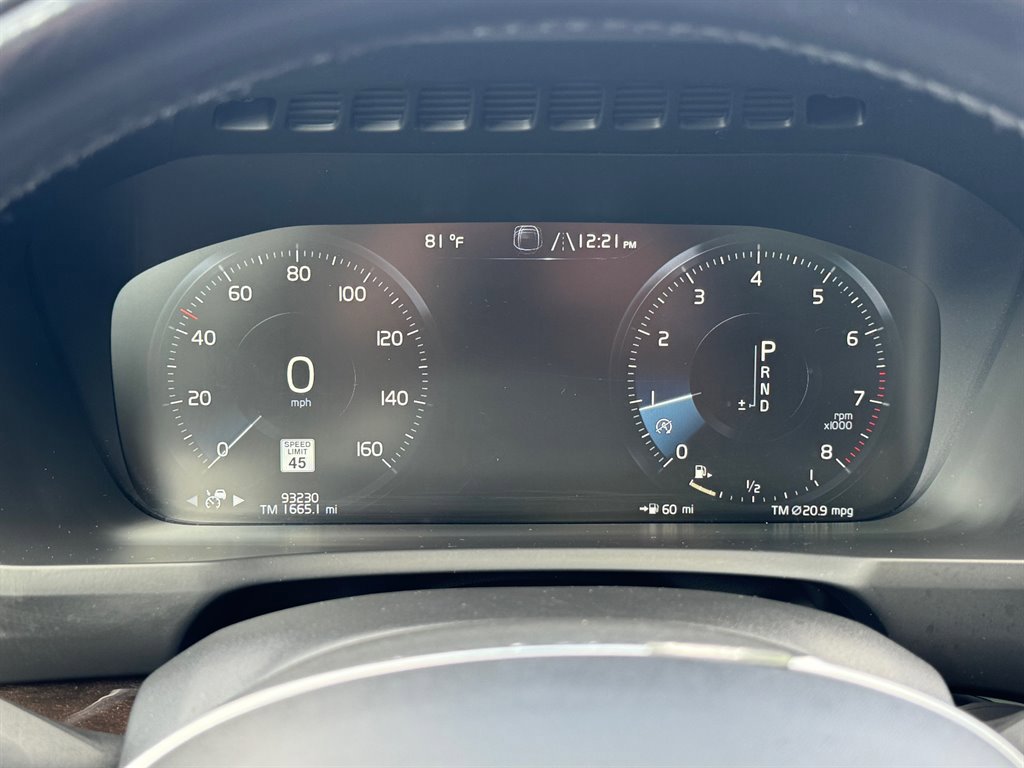 Used 2018 Volvo XC90 T5 Momentum AWD/4WD image 7