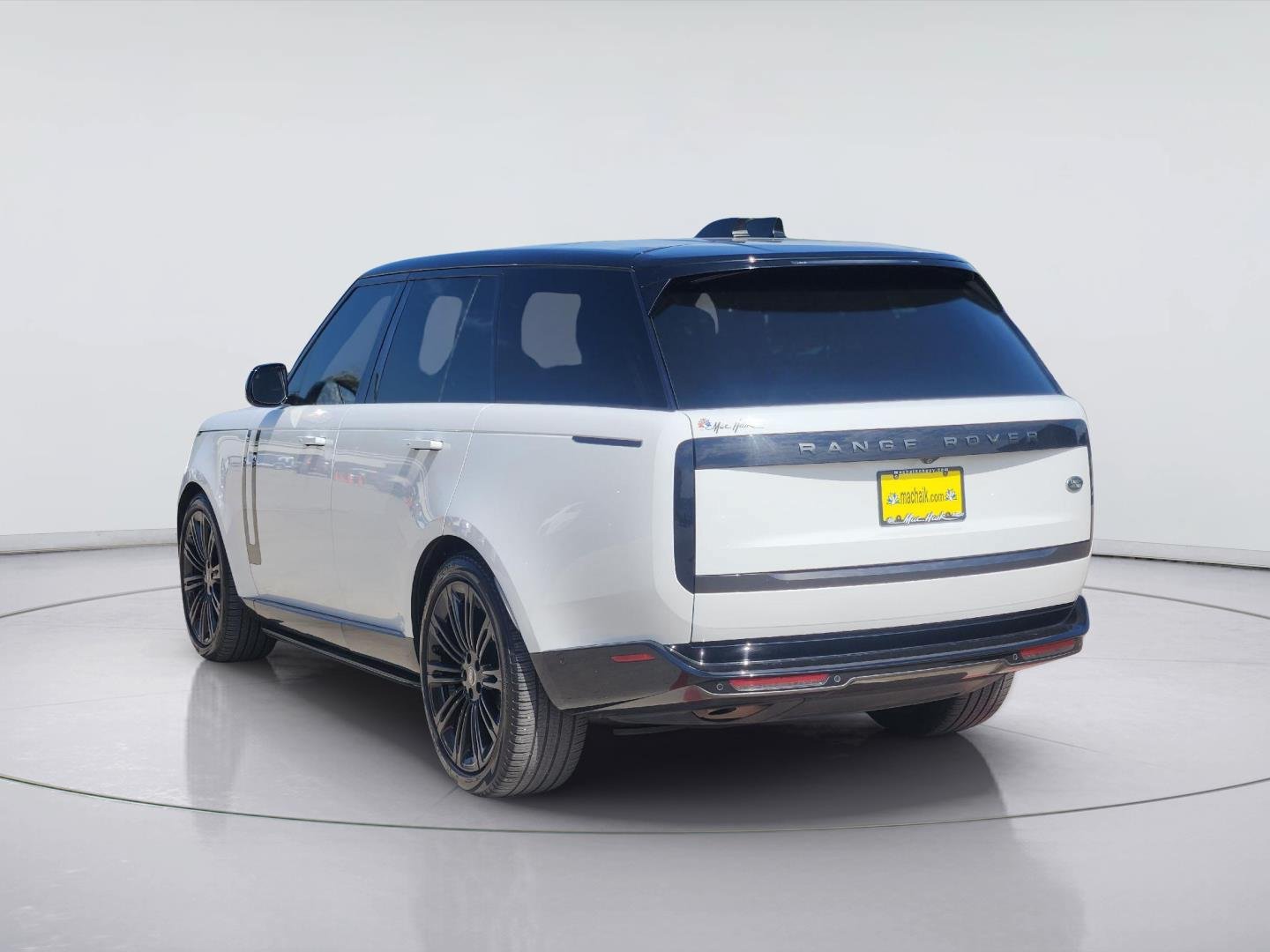 Used 2023 Land Rover Range Rover SE AWD/4WD image 7
