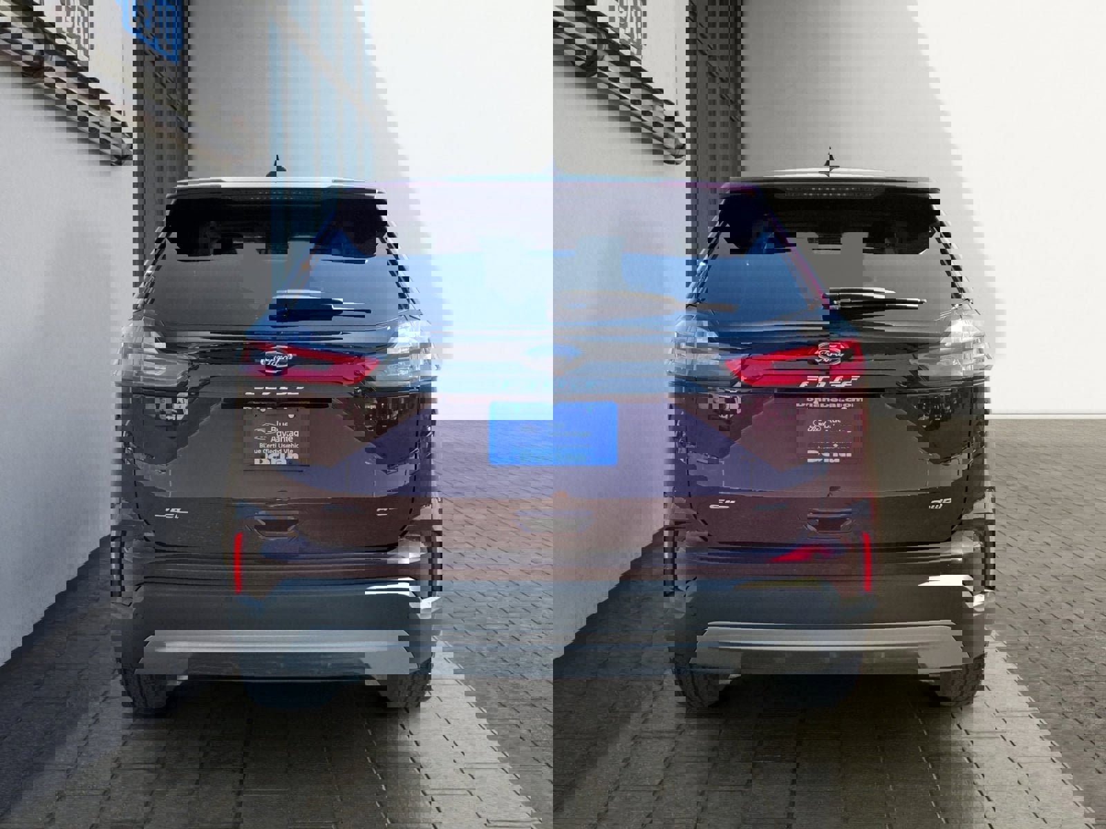 Certified 2023 Ford Edge SEL w/ Convenience Package image 4