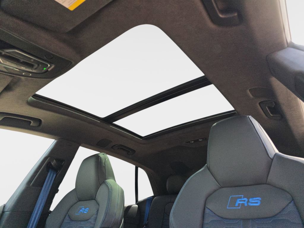 New 2026 Audi RS Q8 performance image 31