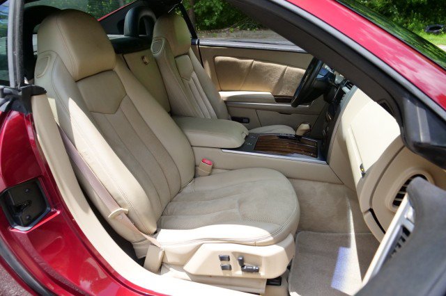 Used 2007 Cadillac XLR V RWD image 28