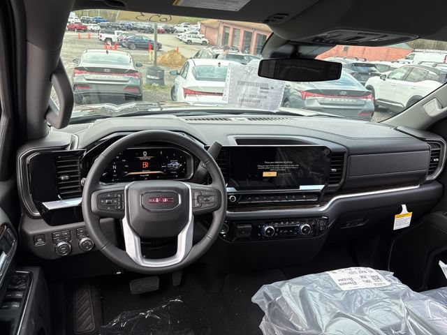 New 2026 GMC Sierra 1500 SLE w/ X31 Off-Road Package AWD/4WD image 6