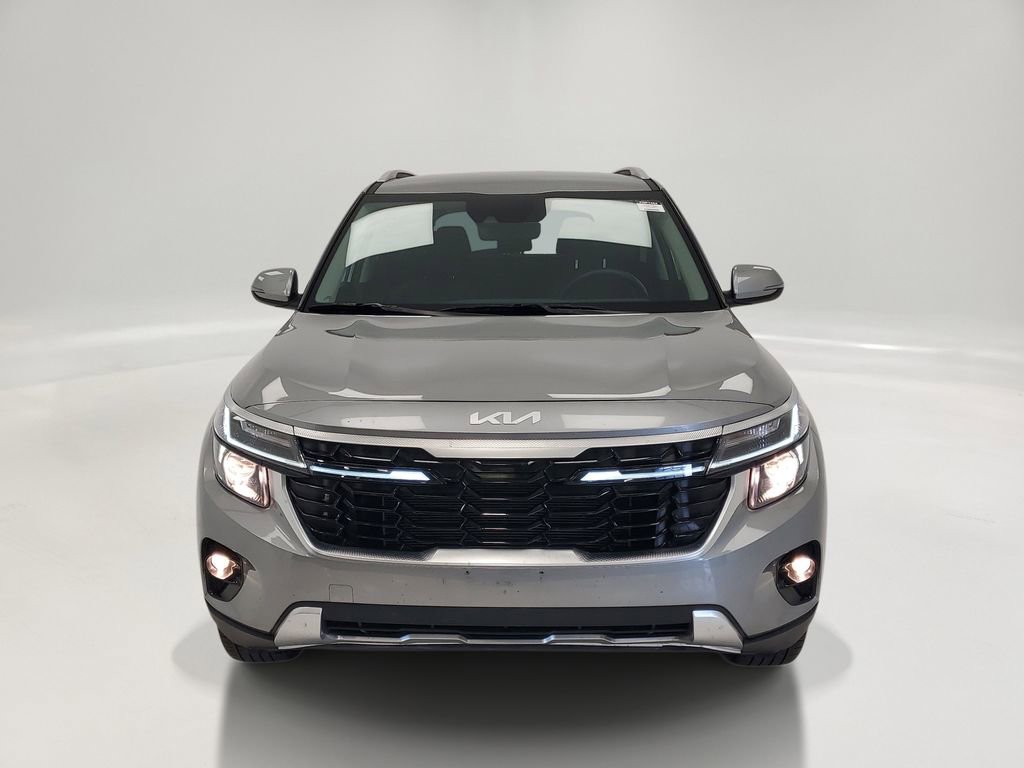 Used 2025 Kia Seltos S FWD image 2
