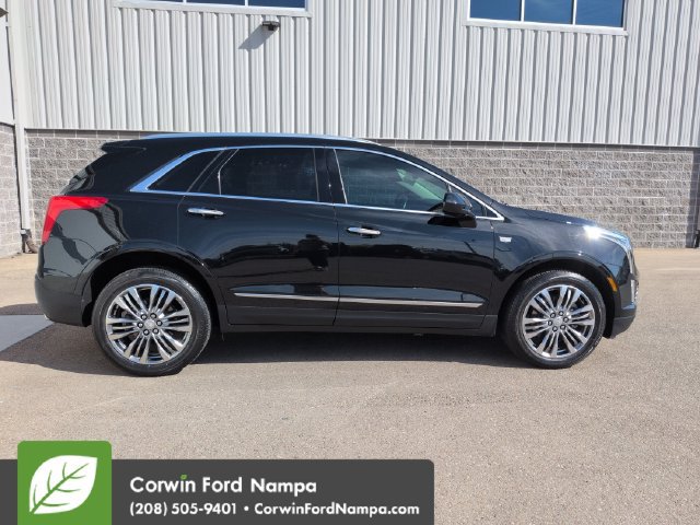 Used 2018 Cadillac XT5 Premium Luxury AWD/4WD image 2