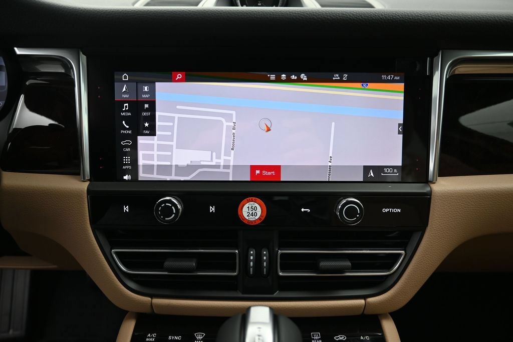 New 2026 Porsche Macan AWD/4WD image 14
