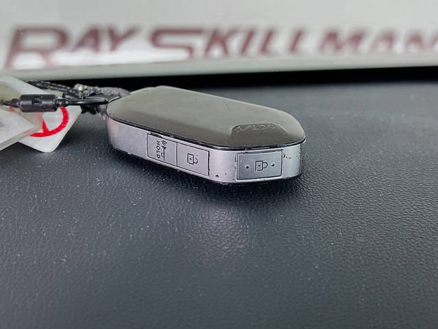 Used 2024 Kia Sorento S FWD image 12