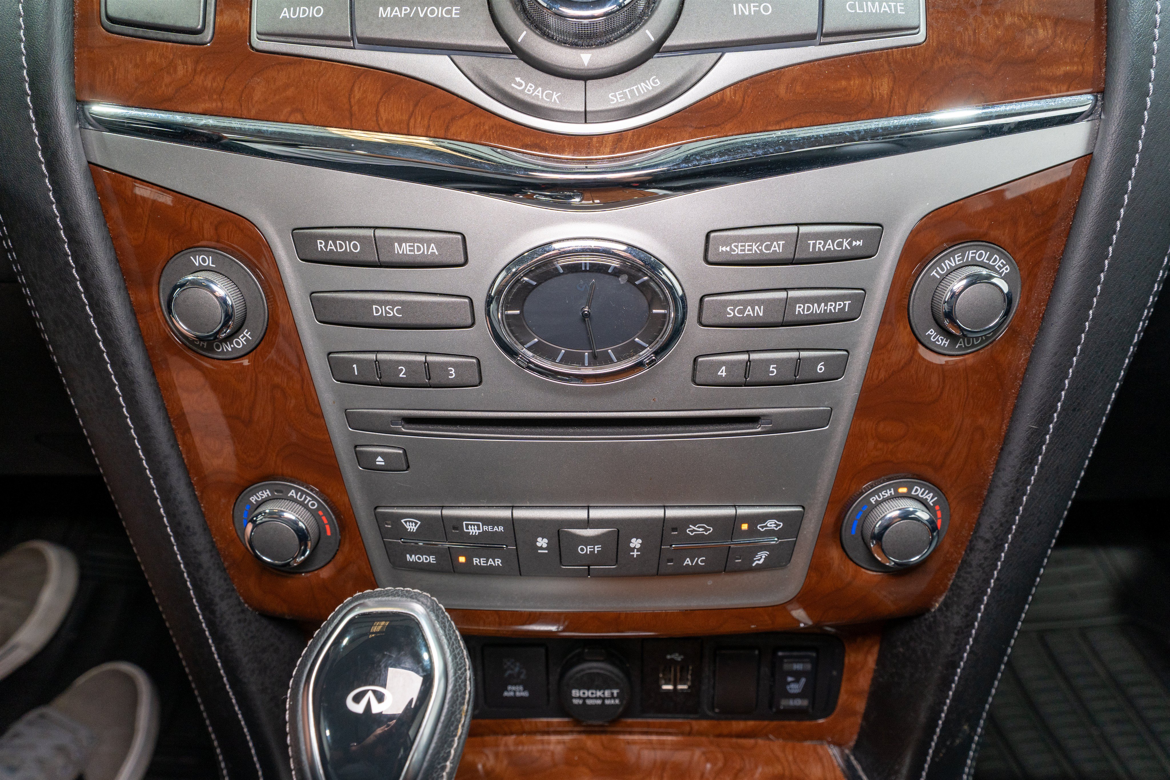 Used 2019 INFINITI QX80 Luxe w/ Proassist Package RWD image 23