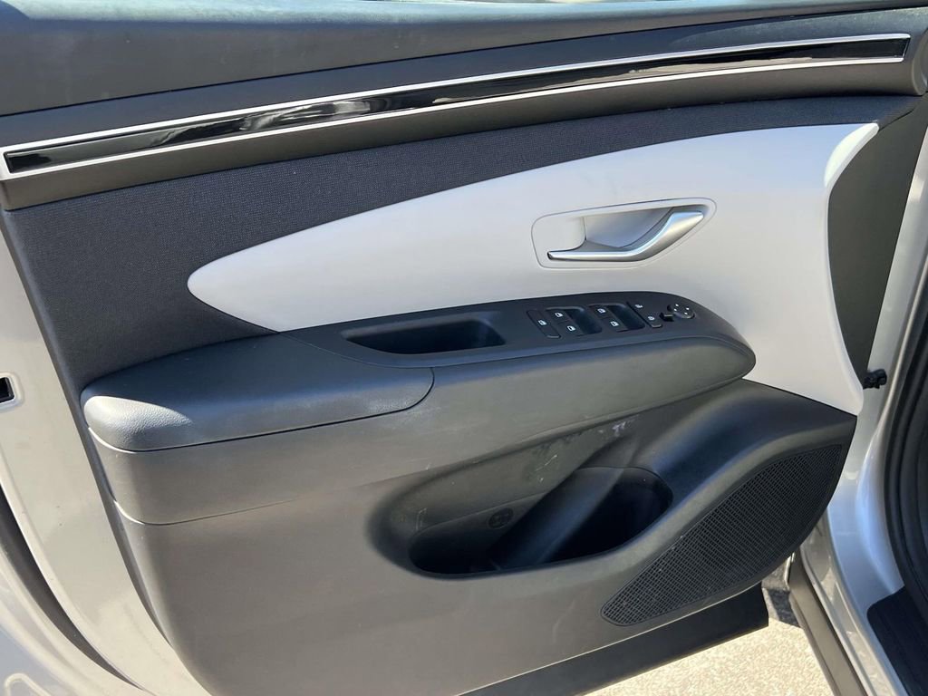 Certified 2023 Hyundai Tucson SEL w/ Convenience Package image 17