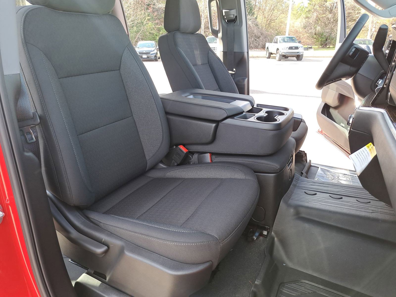 New 2025 GMC Sierra 1500 Elevation w/ LPO, Elevation Black Package AWD/4WD image 10